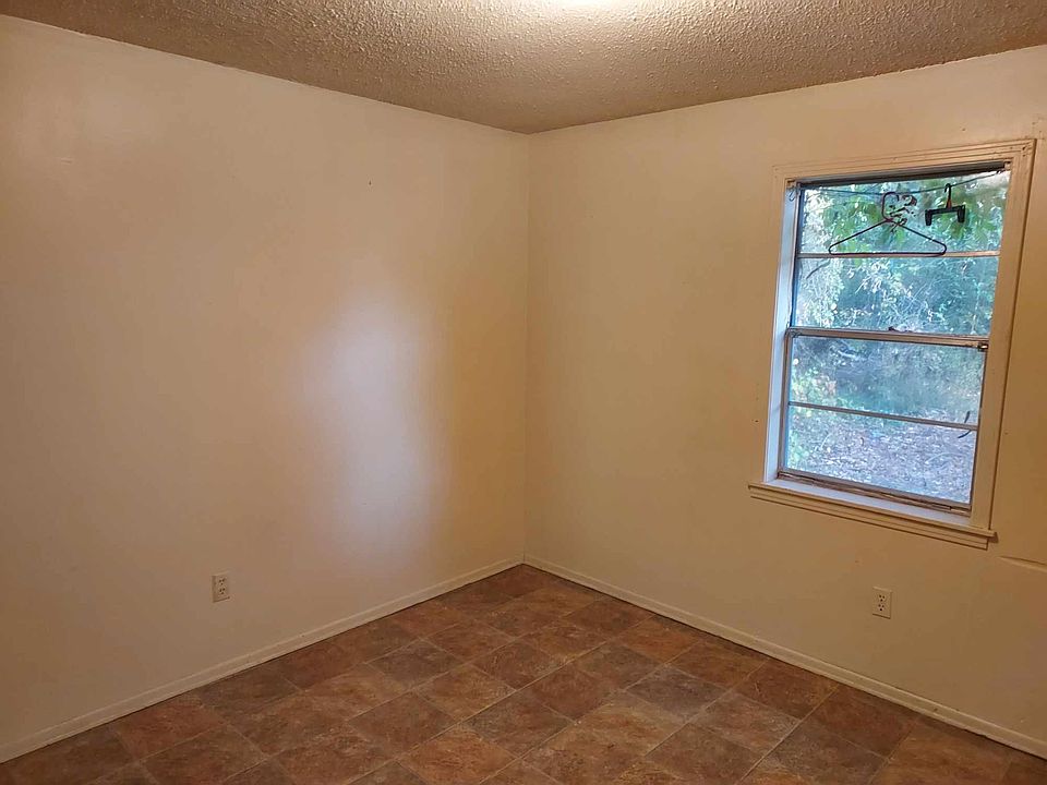 1st image of 1013 N McLemore Ave #1033