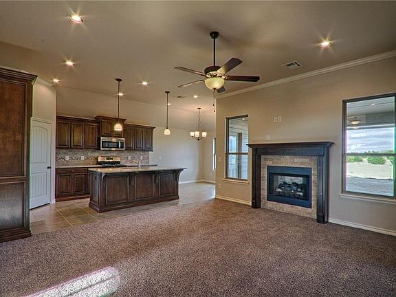 4th image of 9104 Arman Dr