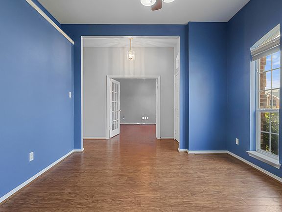 4th image of 5009 Vaquero Dr
