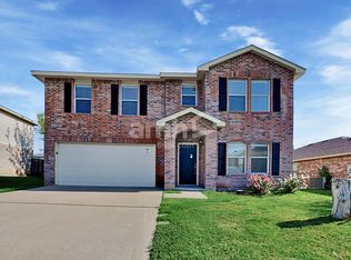 1039 Mazourka Dr, Arlington, TX 76001