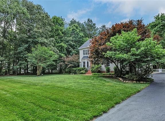 2nd image of 8525 Brechin Ln