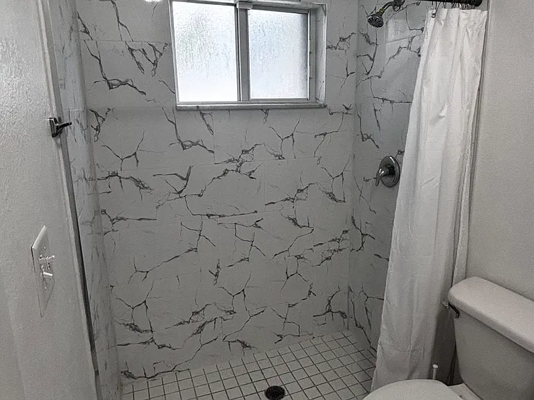 1998 NW 47th St #1998 — Photo 20