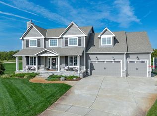 111 N Redbud Ct, Valley Center, KS 67147