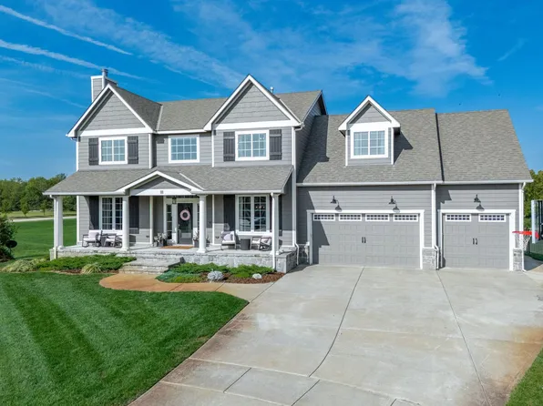 111 N Redbud Ct, Valley Center, KS 67147