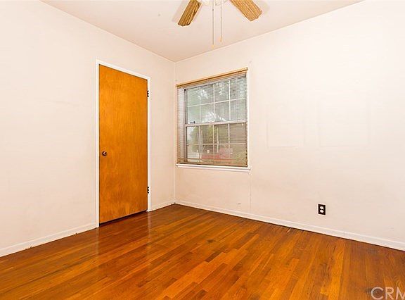 5th image of 9510 Woodhue St