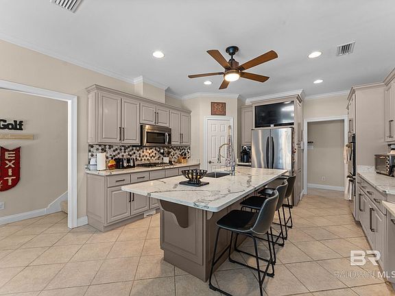 5th image of 138 Easton Cir