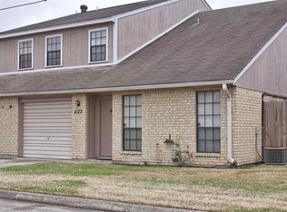 1122 Green Meadow St, Beaumont, TX 77706