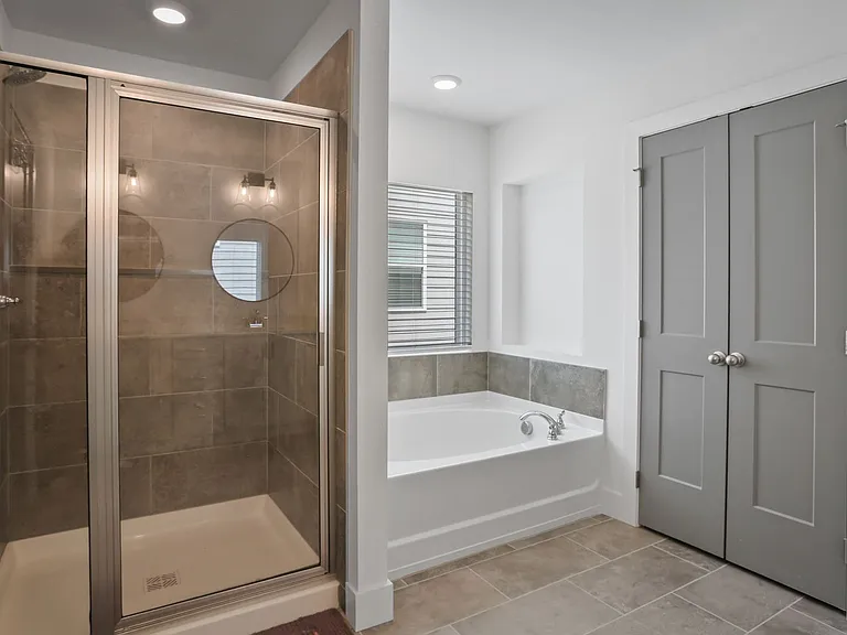 3411 Adler Trl — Photo 30