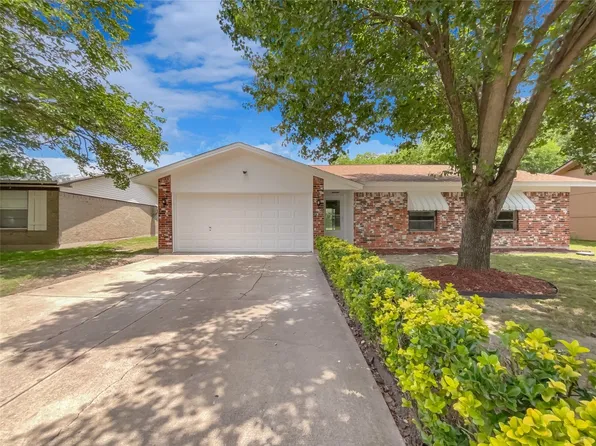 309 Coury Rd, Everman, TX 76140