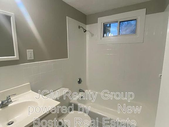 4th image of 351 Boston St APT B3