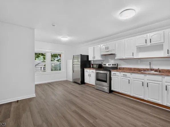 854 S 15th St APT 3, Newark, NJ 07108