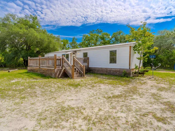 989 Lakeview Point Rd, Quincy, FL 32351