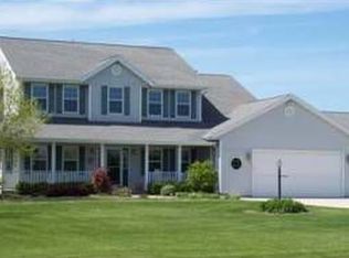 W1796 High View Ct, Sheboygan, WI 53083