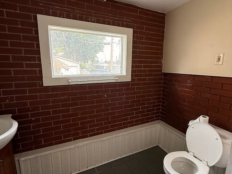 Main Floor Bathroom