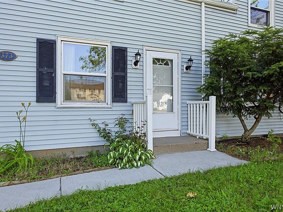 3rd image of 373 Niagara Falls Blvd