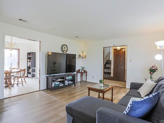 5th image of 1121 Briar Creek Rd