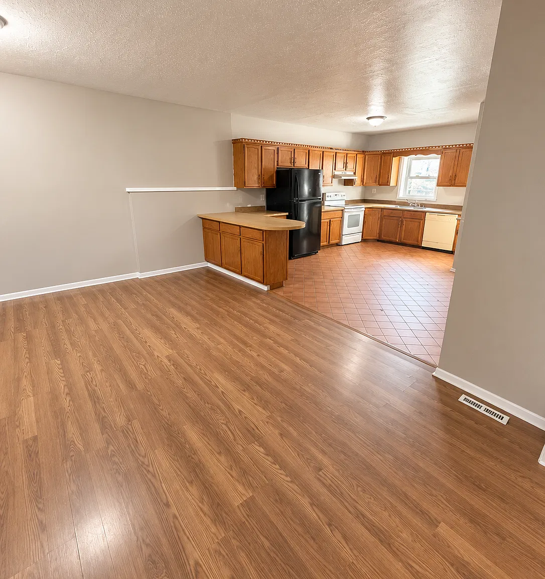 3 bed, 1000 sqft, $1,390 — Photo 3