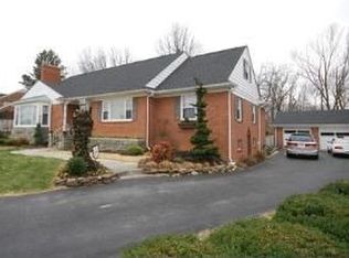 18 Baldwin Dr, Staunton, VA 24401