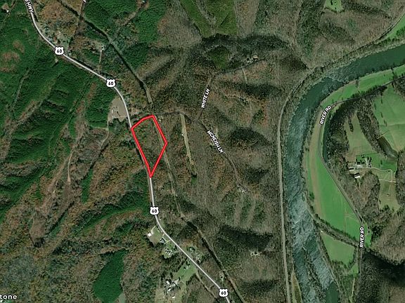 3rd image of 94 Riverbend Ln