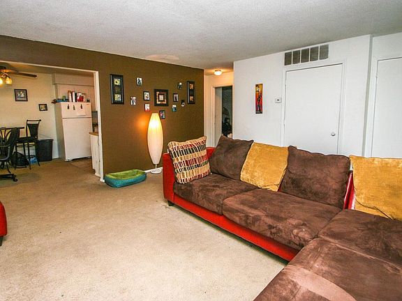 3rd image of 4825 Pennfair St #20-4825E