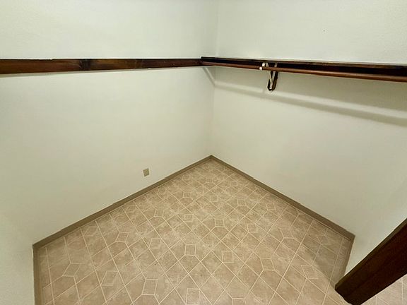 4th image of 225 W Lincoln Ave APT 3