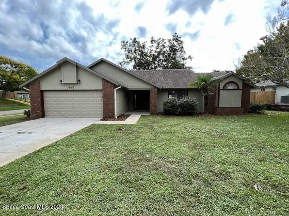 3967 Ridgewood Dr, Titusville, FL 32796