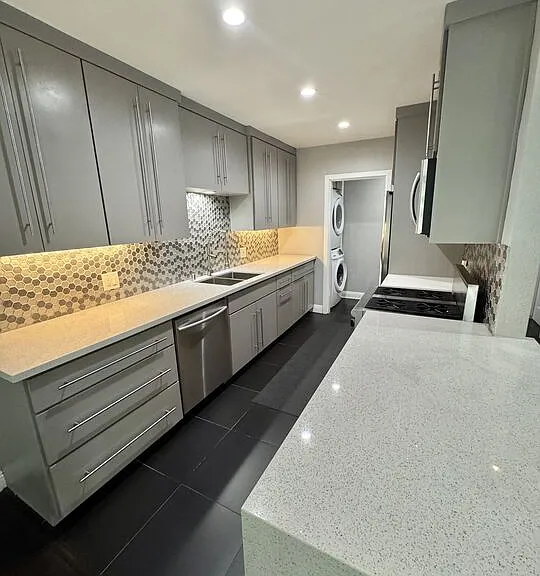 50 Elm Ave #5 — Photo 36