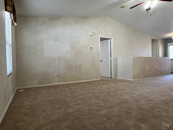 5th image of 1615 Horseshoe Pl
