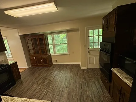 5811 Bucknell Ter — Photo 6