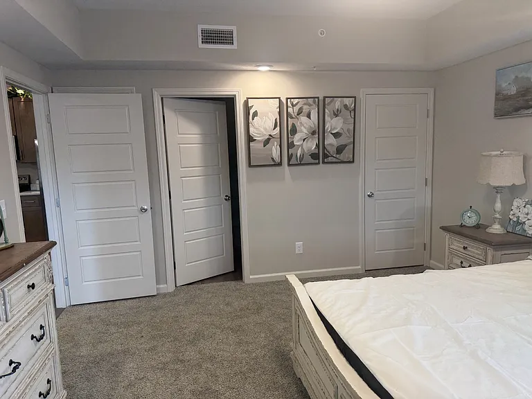 Sinclair Ridge Apartments — Photo 19