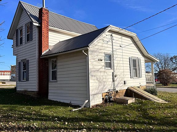 5th image of 201 S Maryville St