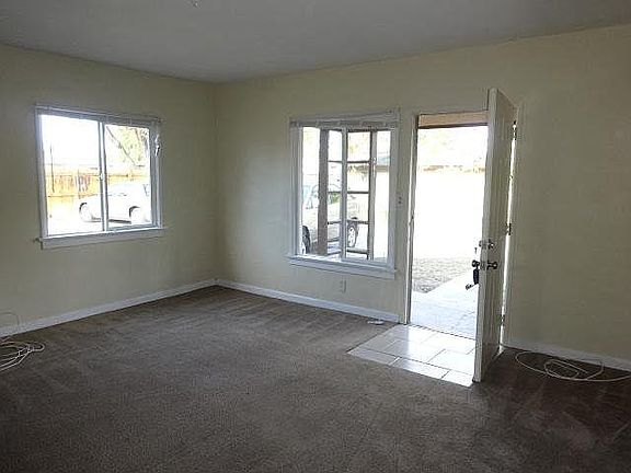 5th image of 249 N Western Ave