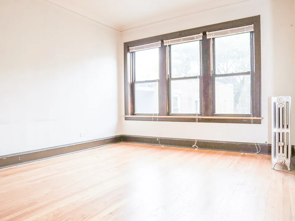 2017 W Berwyn Ave #3