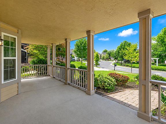 3rd image of 3822 S Centennial CIRCLE