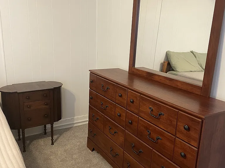 2nd floor, Furnished room
