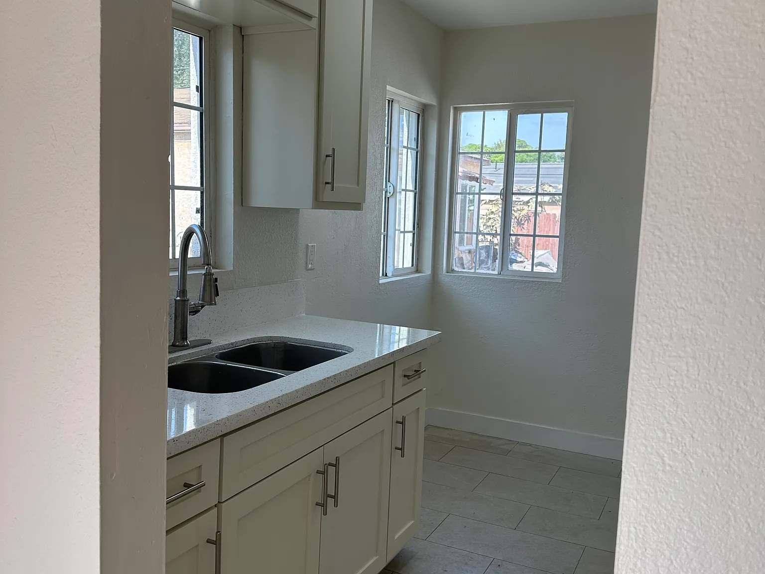 2 bed, $2,250 — Photo 3