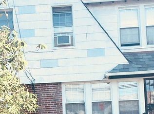 67102 Dartmouth St, Flushing, NY 11375