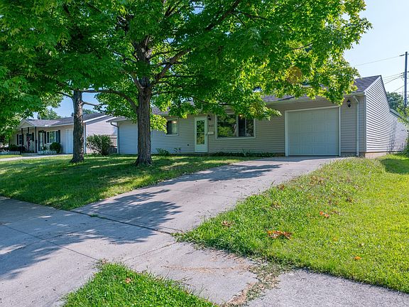 2nd image of 902 Pleasant Dr
