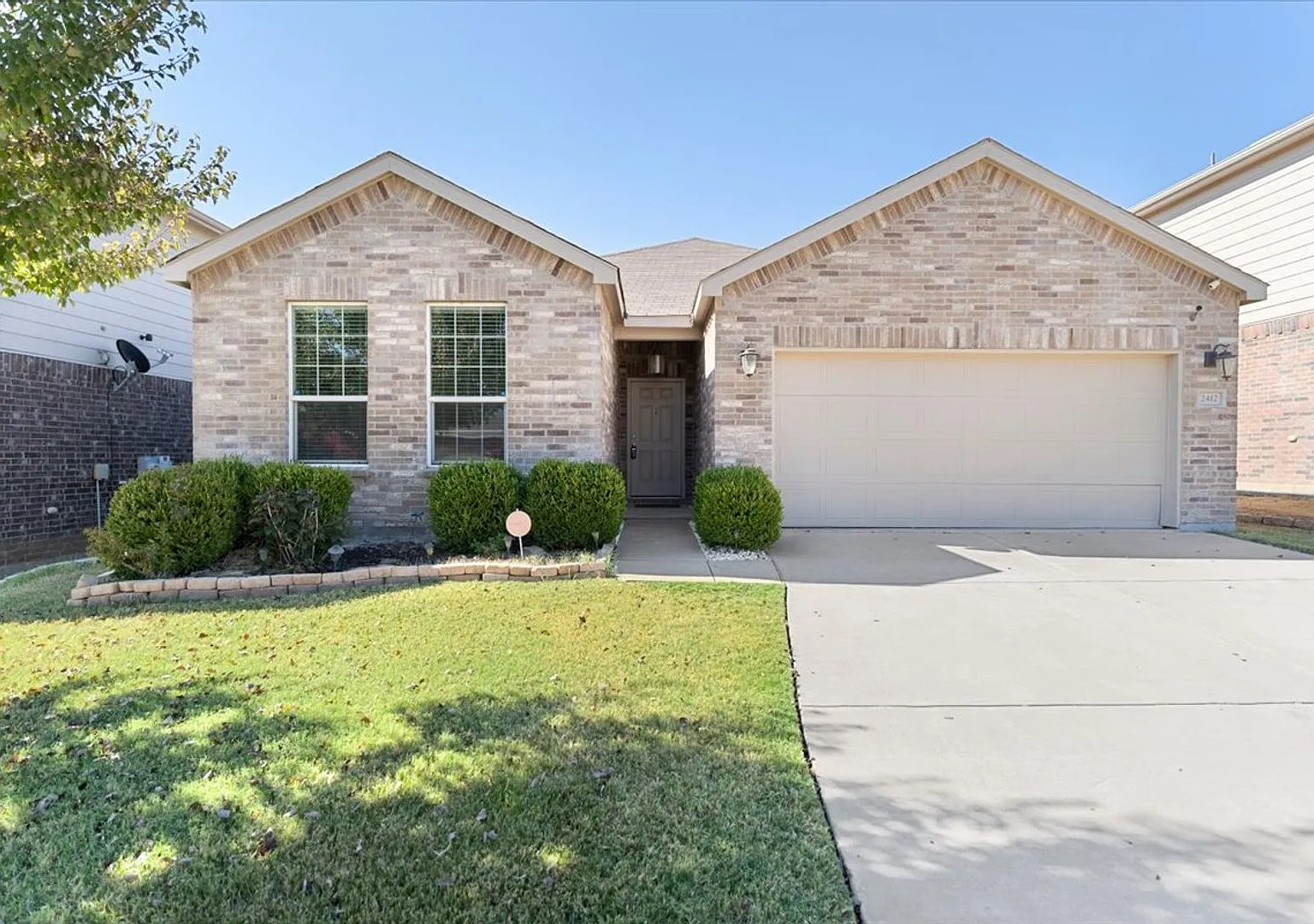 Beautiful Fort Worth Rental Move-In Ready! — Photo 1