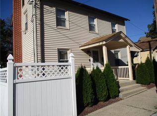 418 W Washington St, Slatington, PA 18080