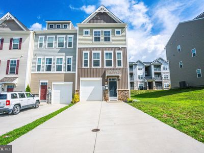 135 Charterhouse St, Falling Waters, WV, 25419