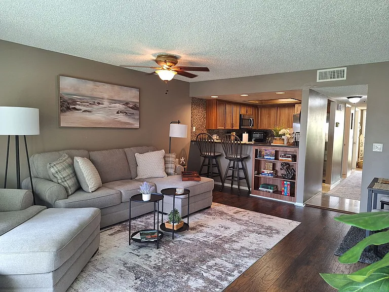 157 Club House Blvd — Photo 7