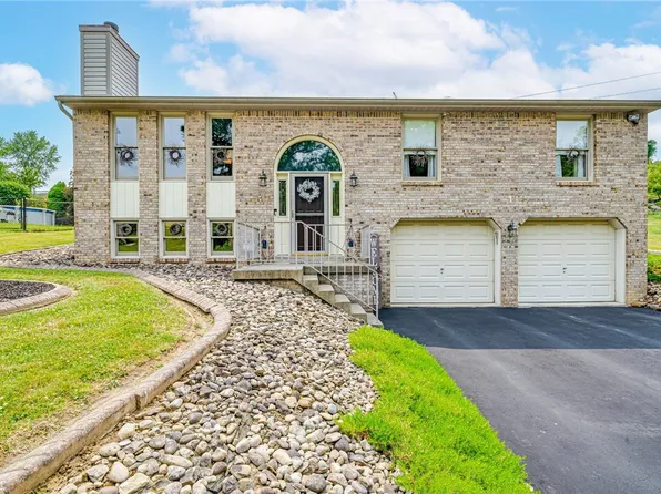 505 Richmond Dr, Jeannette, PA 15644