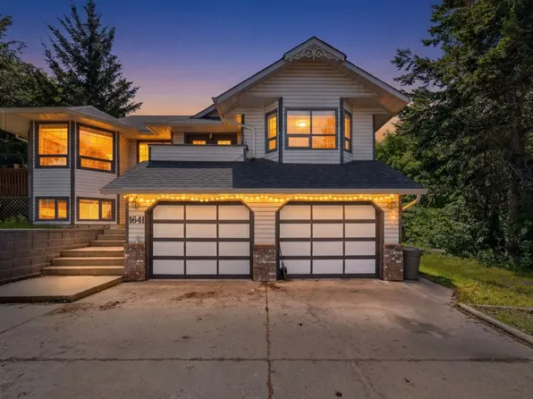 1641 17th St SE, Salmon Arm, BC V1E 2M6