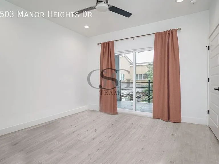2503 Manor Heights Dr — Photo 22