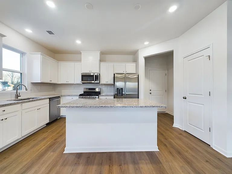 5041 Falstone Dr — Photo 2