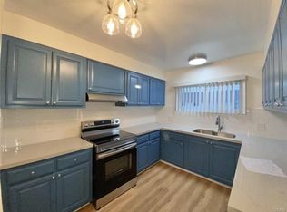 15211 S Raymond Ave, Gardena, CA 90247
