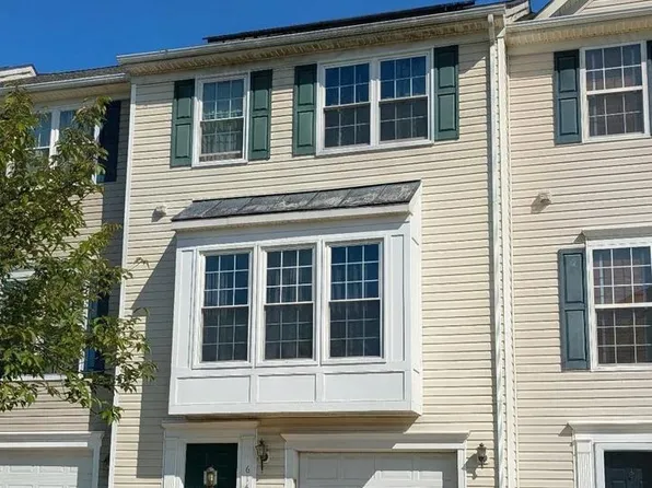 6141 Newton Ln, Bealeton, VA 22712