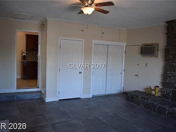 5th image of 2909 Merritt Ave