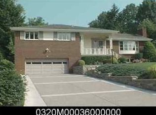 196 Kent Dr, Pittsburgh, PA 15241